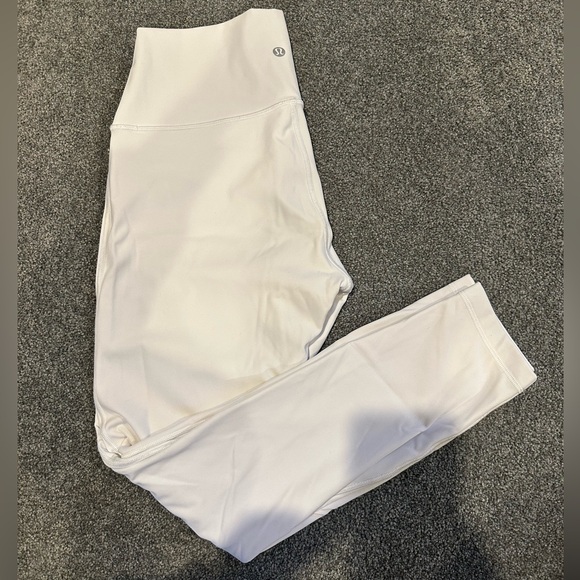 Lululemon Wunder Train Leggings - Picture 2 of 3